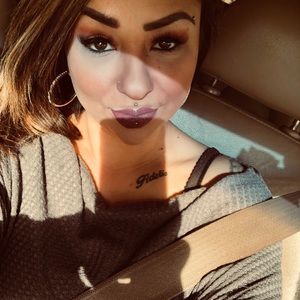 Meet your Posher, Jenn